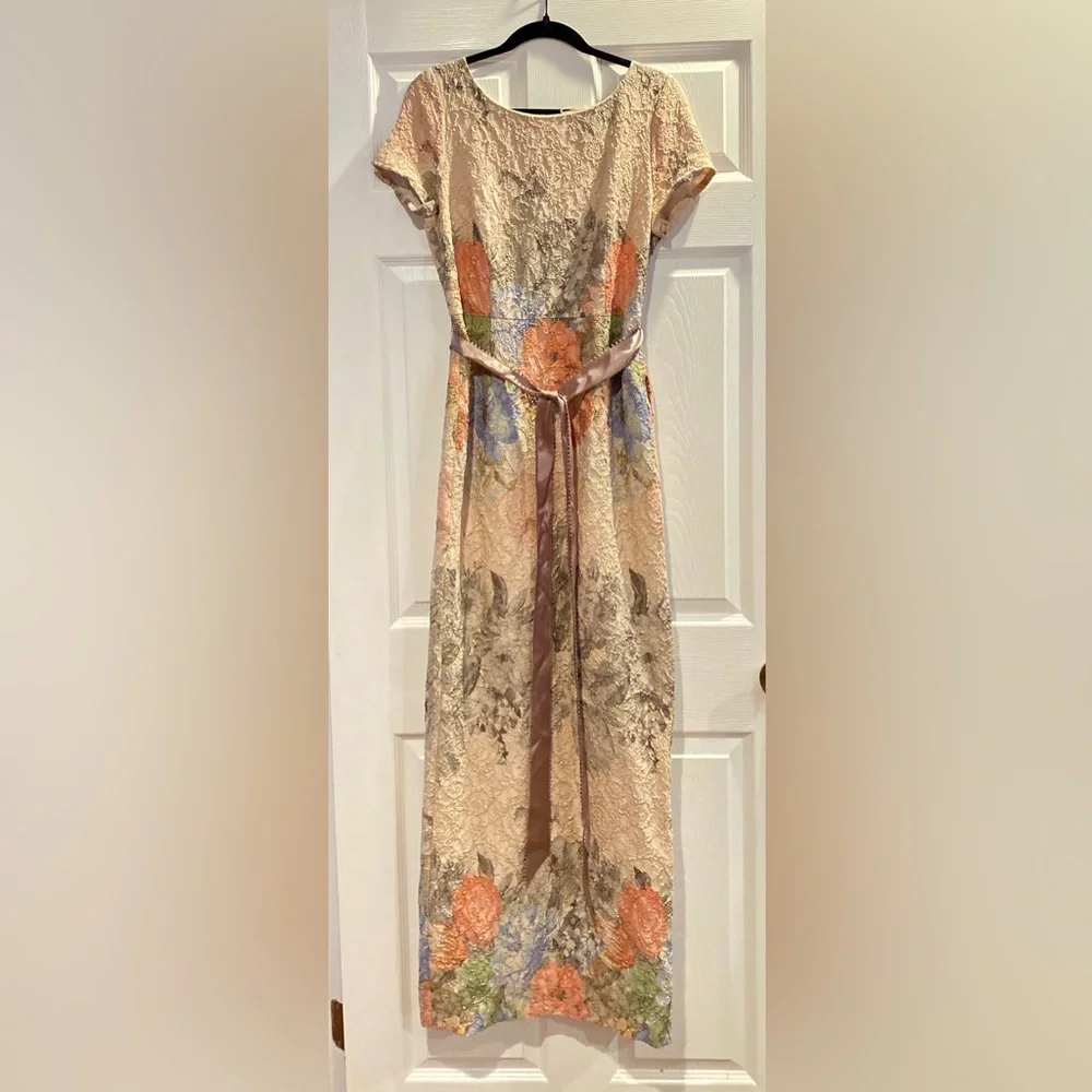 Adrianna Papell  Floral Dress with Satin Waistband size 10 - Picture 3 of 14